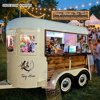 Chariot à café élégant de style vintage, chariot à vin et à bière, bar mobile pour événements, remorque de restauration portable