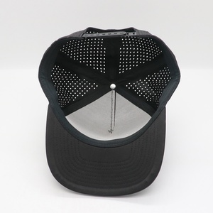 Gorra de Béisbol Ajustable de Alta Calidad, Negra, de Terciopelo con Logotipo de Letras en Goma, Impermeable, Unisex, con Diseño de Tela Estampada - Product Image 6