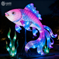 Leuchtende Karpfenförmige Skulptur-Festival-Laterne, Tier-Laterne für Wasserpark-Frühlingsfest-Beleuchtungsprojekte