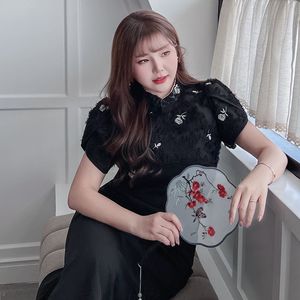 รันฉี เอ็น8428 ชุดกี่เพ้าสไตล์จีนสีดำไซส์ใหญ่ พร้อมลายดอกกุหลาบ คอตั้ง สำหรับผู้หญิง ใส่ไปงานปาร์ตี้ ผลิตจากซูโจว - Product Image 2