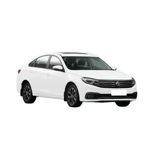 Gran oferta y coche sedán chino de alta calidad con desplazamiento de 1,5 l, taxi Dongfeng S50 con espacio para maletero de 500l, coche usado barato