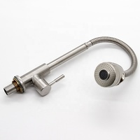 Robinet de cuisine extractible à tête réglable en acier inoxydable 304 pour l'eau chaude et froide