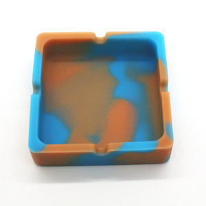 AGG AT-04 Premium Silicone Square Design Smokeless High-Temperature Heat Resistant Custom Cigar Silicone <b>Ashtray</b> - Product Image 1