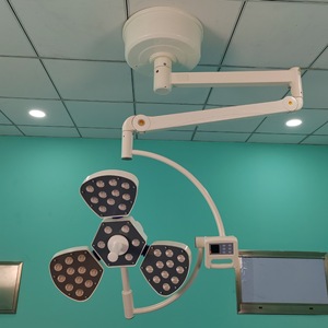 Lámpara Quirúrgica LED Portátil de Cinco y Tres Pétalos, Luz Sin Sombra para Cirugía Hospitalaria, Cirugía Plástica, Odontología Cosmética y Veterinaria - Product Image 4