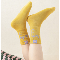 Chaussettes personnalisées pour enfants et jeunes, haute qualité, respirantes, séchage rapide, mélange de coton, anti-odeur, technologie jacquard automne, logo personnalisé