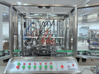 Machine à aérosol pneumatique automatique pour bouteilles métalliques, applications cosmétiques, chimiques, huiles, gaz, haute précision, acier inoxydable, garantie 2 ans