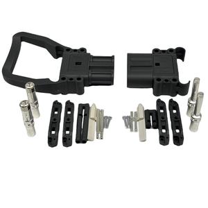 Conector para Montacargas <span class=keywords><strong>RE</strong></span> MA Lin-de de 320/160/80 Amperios, 150 Voltios, 95 mm, Macho y Hembra - Product Image 1