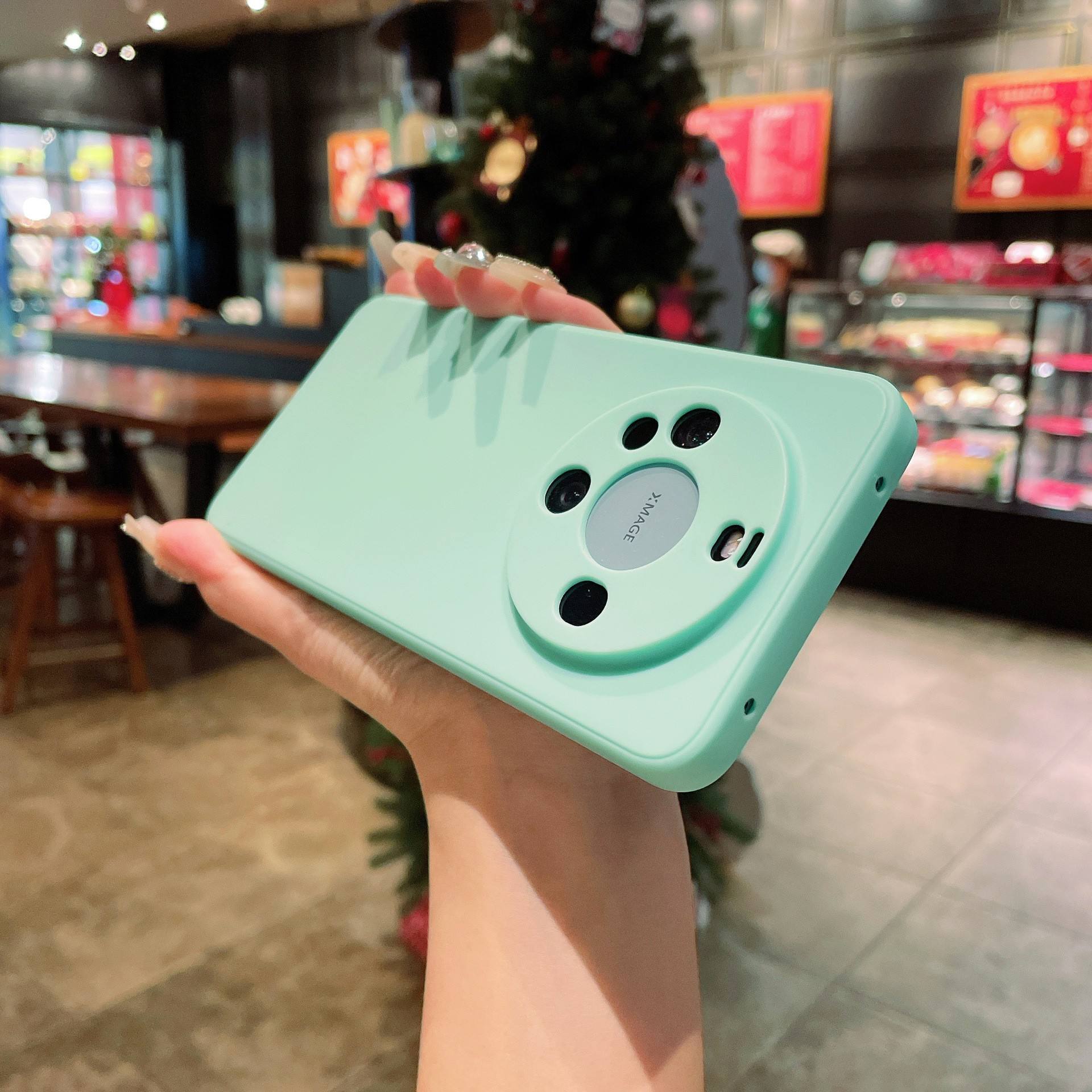 สีเขียว