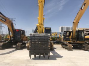 Excavadora Hidráulica Komatsu PC450 Usada en Japón, 45 Toneladas, Modelo 2023, 270kw de Potencia, Capacidad de Cucharón de 2M - Product Image 3