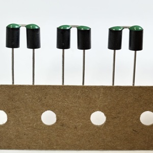 EMI tiếng ồn lọc chì loại phổ biến chế độ Choke CuộN ba thiết bị đầu cuối tụ gốm điện môi trung đàn áp - Product Image 3