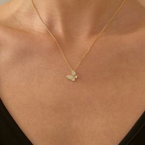 สร้อยคอจี้ผีเสื้อประดับเพชร CZ เงินแท้ S925 ชุบทอง 14K ดีไซน์ทันสมัย สำหรับผู้หญิง รับผลิตแบบ OEM ODM - Product Image 5