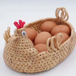 Cesta Artesanal de Jacinto de Agua para Huevos, Contenedor de Almacenamiento de Huevos Tejido Natural, Cesta Decorativa Única con Forma de Animal para Cocina Rústica - Product Image 1