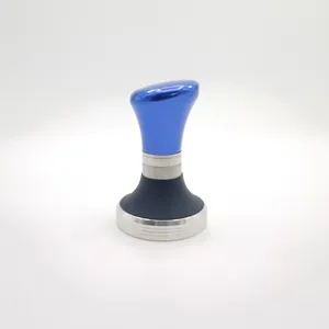 Farbiger Edelstahl-Manipulation Perfekt ergonomischer Hammer-Kaffee verteiler 58mm