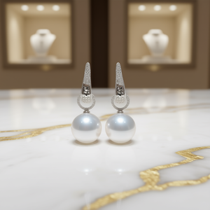 Orecchini Pendenti E1972 in Oro Bianco con Perla del Mare del Sud, Perla Coltivata Rotonda AAA, Montatura in Oro 18K, Gioielli di Lusso da Sposa per Donna - Product Image 2