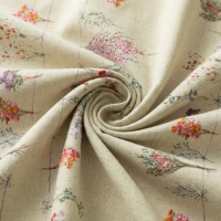 Rideaux occultants imprimés fleurs séchées style campagne française, en faux lin beige texturé, motif botanique fleurs sauvages, pour salon