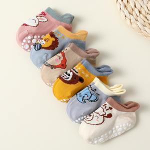 6 paires de chaussettes antidérapantes pour enfants, motif animal, style coréen, printemps, automne, hiver, chaussettes invisibles tendance pour bébé, dessin animé - Product Image 4