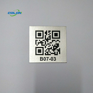 Plaque signalétique en aluminium personnalisée <span class=keywords><strong>de</strong></span> haute qualité, autocollant <span class=keywords><strong>QR</strong></span>, étiquette d'identification, étiquette <span class=keywords><strong>de</strong></span> <span class=keywords><strong>code</strong></span>-barres en métal autocollante pour les actifs, anniversaire - Product Image 2