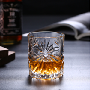 <span class=keywords><strong>Bicchiere</strong></span> goffrato in stile europeo con <span class=keywords><strong>bicchiere</strong></span> di <span class=keywords><strong>whisky</strong></span> dorato per la tazza <span class=keywords><strong>da</strong></span> bar per uso domestico - Product Image 2