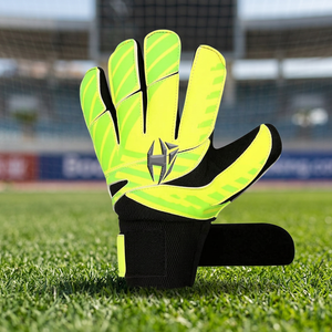 Guantes de Portero Profesionales con Látex Alemán, Parte Trasera Tejida, Impresión Inyectada en Goma - Fabricados - Product Image 3