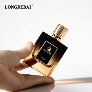 Botella de Perfume de Vidrio Ámbar Cuadrada de Fábrica, Vacía, con Pulverizador Plano, 30ml 50ml 100ml, con Tapa Metálica - Product Image 2