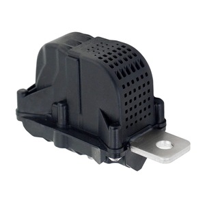 Yunnuo 1064689-00-J ยึดฟิวส์สำหรับ Tesla รุ่น3 Y ป้องกันพลังงานแบตเตอรี่ - Product Image 1