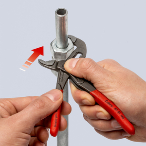 คีมปรับระดับได้ Knipex Cobra รุ่น 67 01 150 ปากหยัก เกรดอุตสาหกรรม ผลิตจากเหล็กโครเมียมวาเนเดียม พร้อมประแจเมตริก - Product Image 1