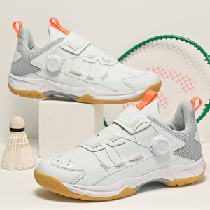 <span class=keywords><strong>Scarpe</strong></span> da <span class=keywords><strong>Pallavolo</strong></span> Professionali Unisex Traspiranti da Uomo e da <span class=keywords><strong>Donna</strong></span> per Allenamento Leggero di Pallamano Atletica e Tennis di Alta Qualità - Product Image 3