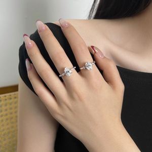 Bague de mariage Dylam en argent S925 plaqué rhodium avec pierre en moissanite D VVS1, bague de fiançailles, bague de promesse, bague de mariée pour femmes - Product Image 2