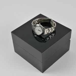 Logotipo personalizado brillo negro laca de madera de un solo reloj caja de embalaje de los hombres reloj de madera caja - Product Image 3