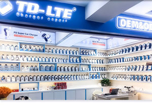 OEM Custom PD45W Black Oil Spraying Fast Charge Travel Adapter C Type Wall Carregador PD3.0 Mobile <strong>Multi</strong> Adapter <strong>Charger</strong> - Product Image 6