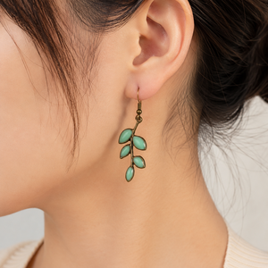 Orecchini Boho Verde Menta a Forma di Foglia Luminosi al Buio, Gioielli di Moda per Donne - Product Image 2