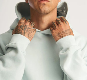 Sweat à capuche pour homme en molleton épais, coupe oversize à épaules tombantes, sans cordons, technique de broderie, imprimé personnalisé - Product Image 3