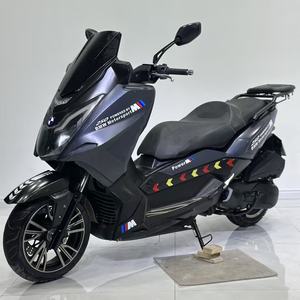 Motocicleta BMW Majesty Maxi: Motor Refrigerado por Aceite, Tablero LCD HD, Audio Bluetooth, Asiento de Cuero Amplio y Confortable - Product Image 3