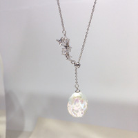 Collier ras du cou en perles baroques d'eau douce naturelles Starlight, style précieux, avec pendentif et chaîne en Y ajustable