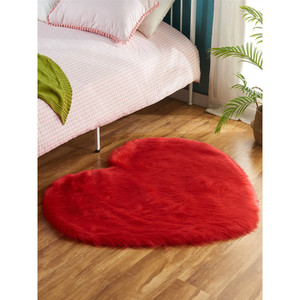 Alfombra de Peluche en Forma de Corazón, Roja, de Lana Sintética, para Dormitorio, Lavable a Máquina, Estilo Moderno, Color Sólido, Forma Novedosa, Decoración del Hogar - Product Image 1
