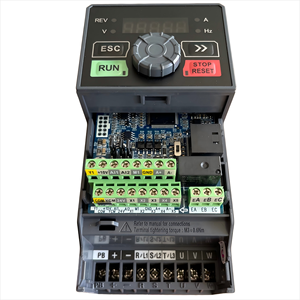 Variador de Frecuencia Sinee Original EM730-7R5-3B, Control Industrial, Modo VFD, Voltaje Nominal 380V, Trifásico, 7500W - Product Image 1