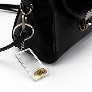 Tùy Chỉnh Hình Chữ Nhật Rỗng Tự Làm Acrylic Cát Lún Nổi Chất Lỏng Chứa Đầy Dầu Nước Hoa Cát Biển Long Lanh Tuyết Bột Tên <span class=keywords><strong>Keychain</strong></span> - Product Image 6