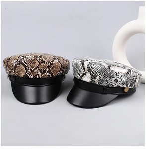 Chapeau béret vintage imprimé léopard pour femme en cuir PU Casquette plate - Product Image 3