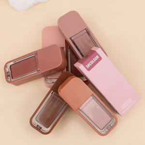 Gloss à lèvres liquide minéral à base de plantes, brillant et transparent, longue tenue, waterproof, facile à appliquer, non décolorant, pour des lèvres lisses et brillantes - Product Image 5