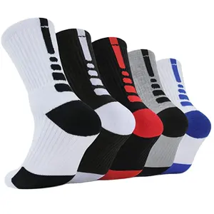 Üretici özel tasarım pamuk sporcular çorap yastıklı spor basketbol koşu tüp beyaz siyah spor çoraplar