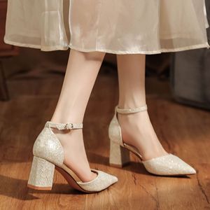 Youxianmei Co. Zapatos de Tacón Alto con Punta en Pico y Correa en el Tobillo, Zapatos de Satén para Boda, Tendencia de Moda - Product Image 2
