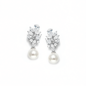 E3992 Orecchini pendenti a forma di fiore in oro bianco con perla coltivata AAA di forma rotonda, gioielli da sposa classici per donna - Product Image 1