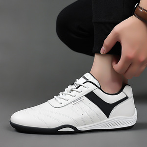 Chaussures de course pour hommes ChuangC, tige en PU, semelle extérieure en caoutchouc, semelle intermédiaire en EVA, doublure en mesh, baskets de sport blanches d'été - Product Image 2