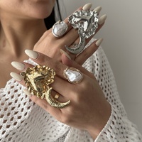 Bague coeur 3D de style européen et américain Ins nouveau modèle en alliage lisse plaqué or mariage bijoux transfrontaliers appropriés