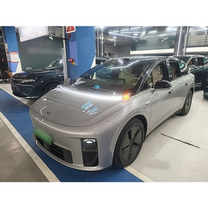 รถมือสองกวาจื่อรุ่น Li Auto <span class=keywords><strong>I6</strong></span>ปี2025พร้อมส่งในสต็อกขับเคลื่อนด้วยพลังงานไฟฟ้า BEV เกียร์อัตโนมัติรถเอสยูวี5ที่นั่งพวงมาลัยซ้ายเพื่อการขับขี่ปลอดมลพิษในเมือง - Product Image 1