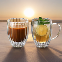 Tasse à café en verre borosilicate transparent à double paroi avec poignée, design à rayures verticales résistantes à la chaleur