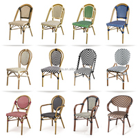 Meubles d'extérieur en gros, hôtel, restaurant, café, stations balnéaires, table en rotin, chaise empilable avec parasol, ensemble de jardin