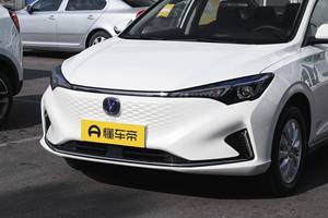 Voiture d'occasion Changan Eado Auto EV460 401km d'autonomie électrique charge rapide automatique berline R17 taille de pneu nouvelle énergie voiture d'occasion - Product Image 3