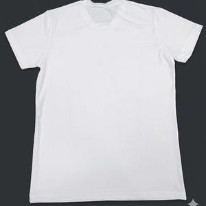 Camiseta de cuello redondo con protección UV, enfriamiento instantáneo, UPF50+, protección solar para mujer - Product Image 3