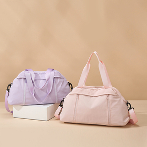 Mochila de Viaje Oxford de Gran Capacidad, Moderna y Portátil, con Cierre, para Fitness, Yoga y Deportes al Aire Libre, con Logotipo Personalizado y Separación para Objetos Secos y Húmedos - Product Image 4